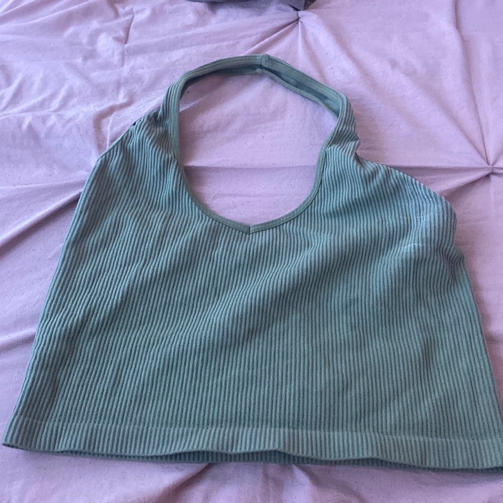 A one step up,green crop top, size L
